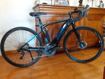 Used Giant Road e+ Shimano Ultegra 2018 Road & Gravel — image 6 of 8