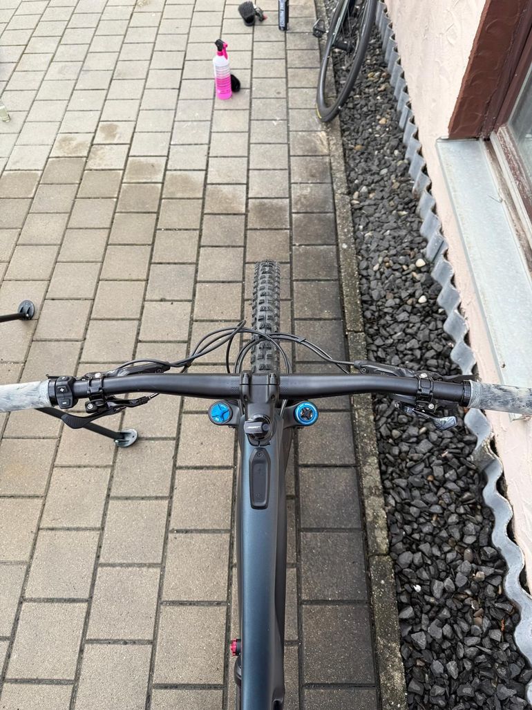 Used Specialized Turbo Levo Expert Carbon 2021 2021 Mountainbike — image 11 of 14
