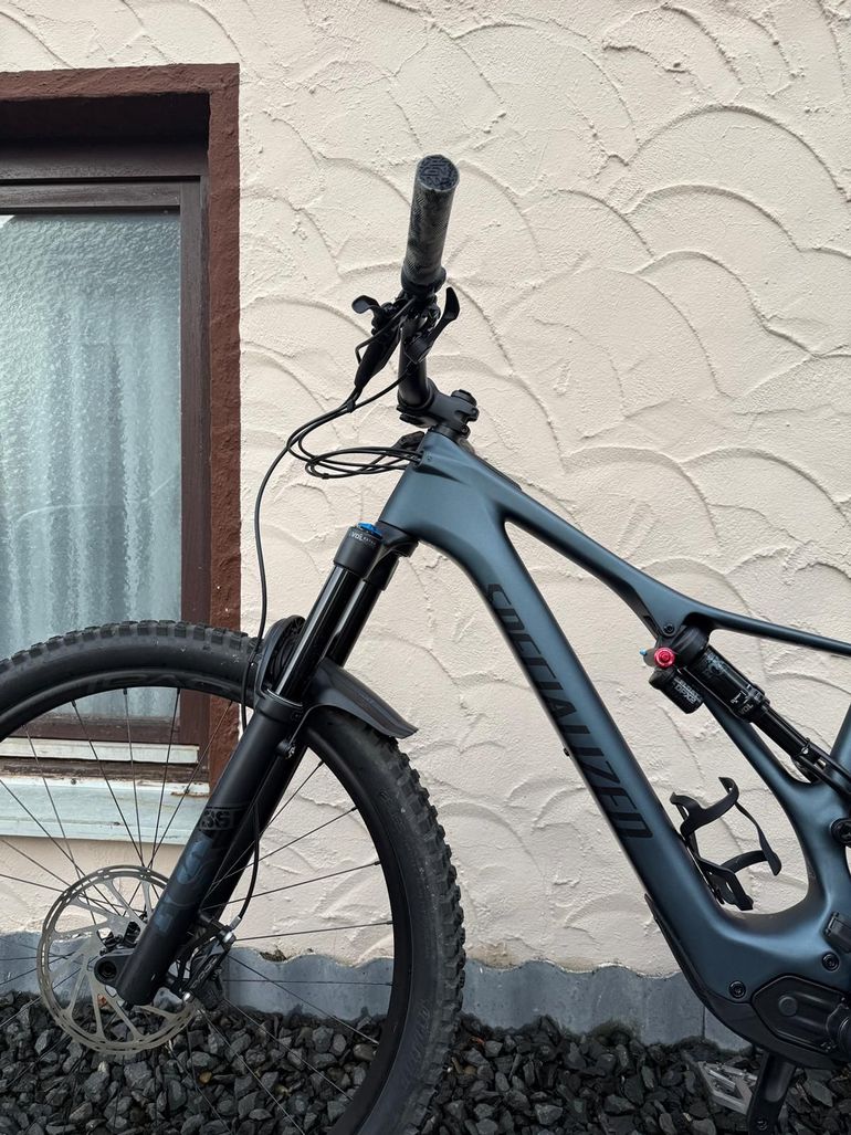 Used Specialized Turbo Levo Expert Carbon 2021 2021 Mountainbike — image 6 of 14