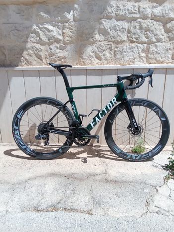 Used Factor Ostro Shimano Ultegra Di2 2023 Road & Gravel, Green — image 15 of 15