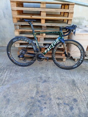 Used Factor Ostro Shimano Ultegra Di2 2023 Road & Gravel, Green — image 14 of 15