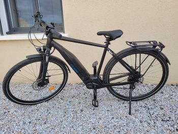 CUBE, CUBE Custom Shimano Altus
