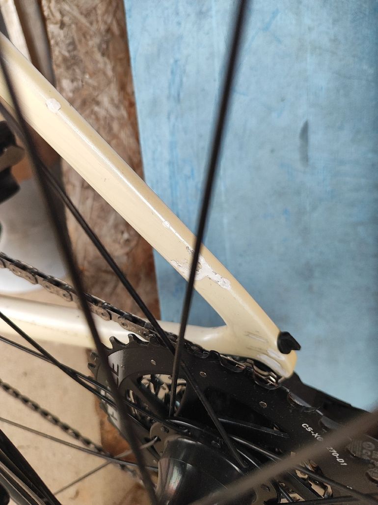 Used Specialized Tarmac SL7 Comp - Rival eTap AXS 2023 2023 Road & Gravel, White — image 13 of 13