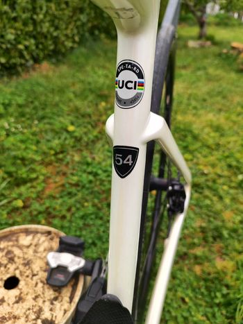 Used Specialized Tarmac SL7 Comp - Rival eTap AXS 2023 2023 Road & Gravel, White — image 5 of 13