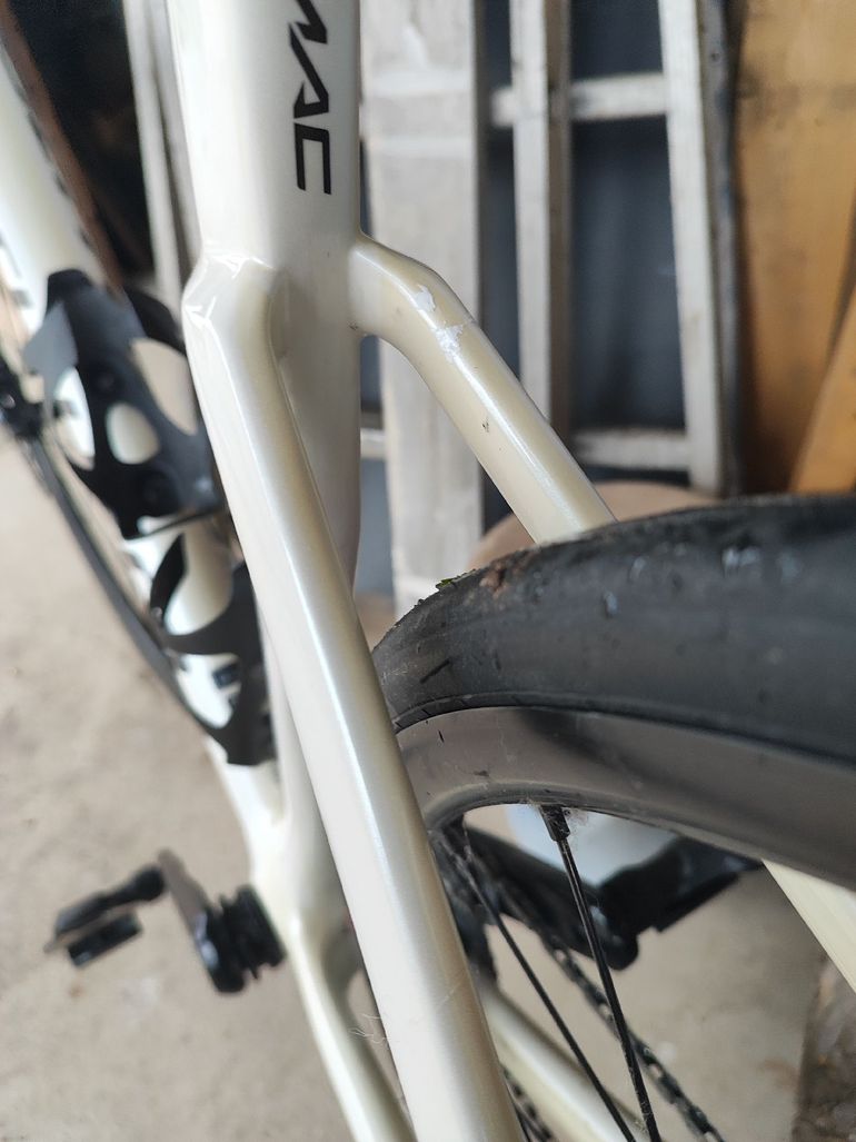 Used Specialized Tarmac SL7 Comp - Rival eTap AXS 2023 2023 Road & Gravel, White — image 12 of 13