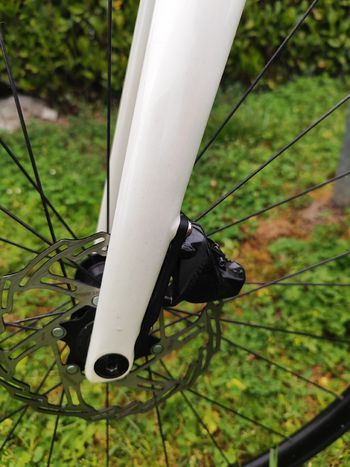 Used Specialized Tarmac SL7 Comp - Rival eTap AXS 2023 2023 Road & Gravel, White — image 8 of 13