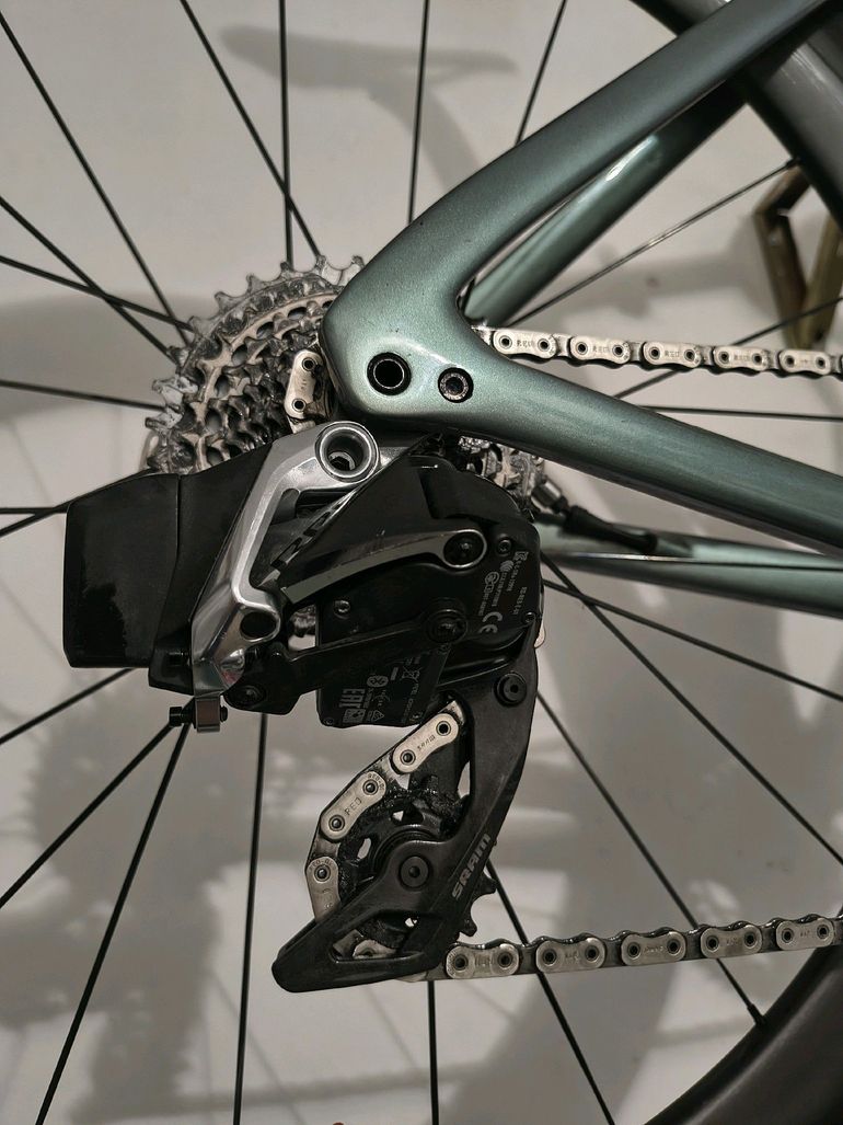 Used Specialized Tarmac SRAM Red eTap AXS 2023 Road & Gravel, Light Gray — image 8 of 9