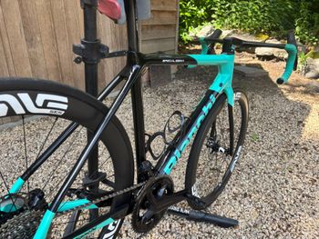Bianchi Specialissima Shimano Ultegra Di2 2023 Road & Gravel d'occasion — image 12 sur 12