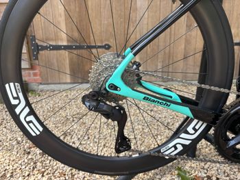 Bianchi Specialissima Shimano Ultegra Di2 2023 Road & Gravel d'occasion — image 8 sur 12
