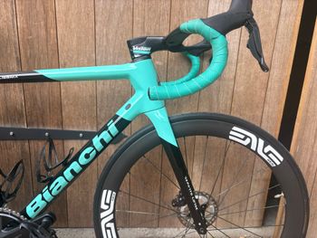 Bianchi Specialissima Shimano Ultegra Di2 2023 Road & Gravel d'occasion — image 3 sur 12