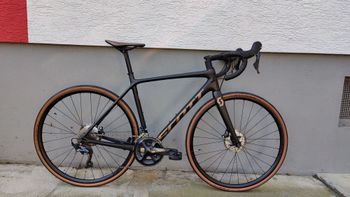 Used Scott Addict 10 disc carbon 2021 2021 Road & Gravel, Schwarz — image 17 of 17