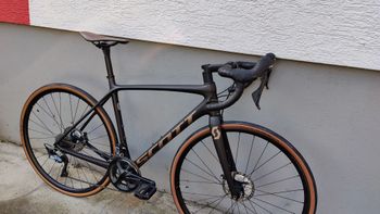 Used Scott Addict 10 disc carbon 2021 2021 Road & Gravel, Schwarz — image 3 of 17