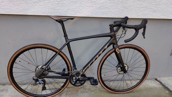 Used Scott Addict 10 disc carbon 2021 2021 Road & Gravel, Schwarz — image 8 of 17
