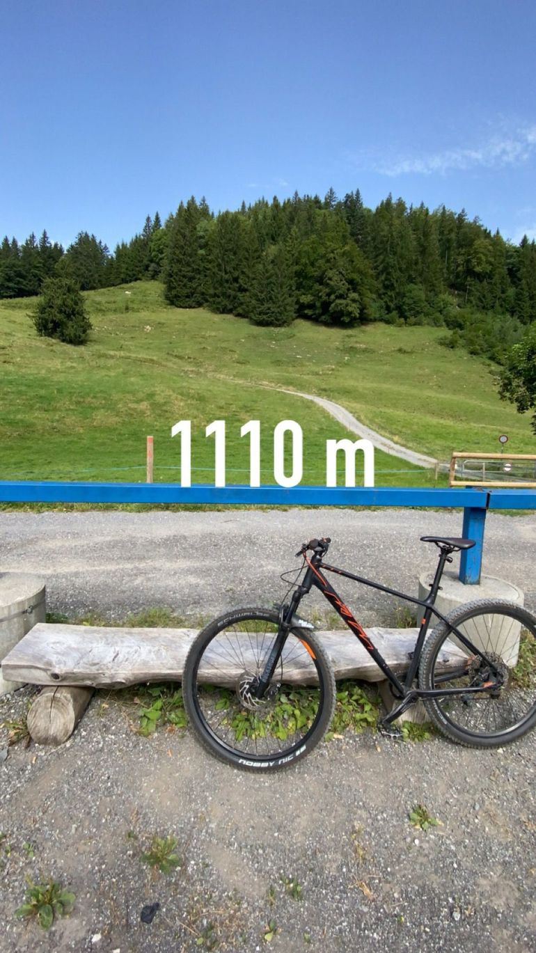 Used KTM Peak Shimano Deore XT 2022 Mountainbike, Negro — image 3 of 4