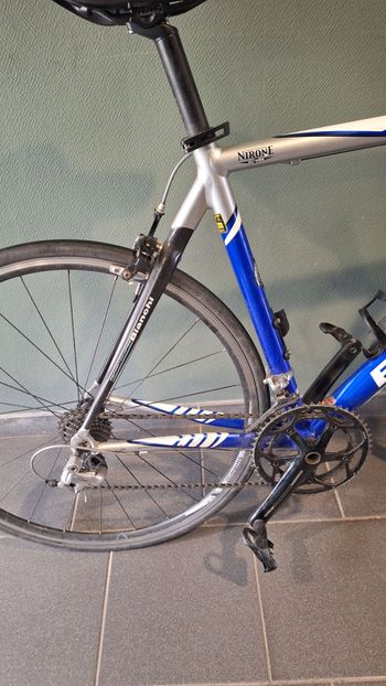 Used Bianchi Via Nirone 7 - Reparto Corse 2016 Road & Gravel, Blu — image 3 of 3