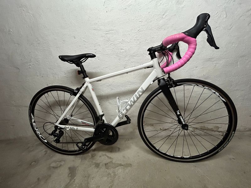 Used B Twin Triban Shimano Sora 2020 Road & Gravel