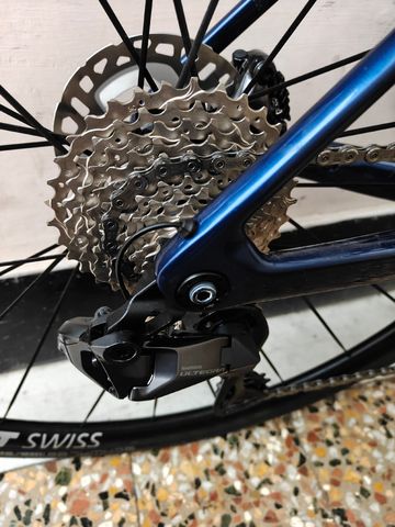 LAPIERRE XELIUS SL 7.0 Custom Shimano Ultegra Di2 2024 Road & Gravel usato, Blu — immagine 2 di 8