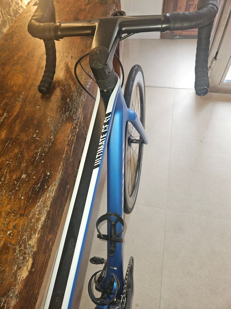 Used Canyon ultimate cf sl Ultimate CF SL 2021 Road & Gravel, Blue — image 5 of 7