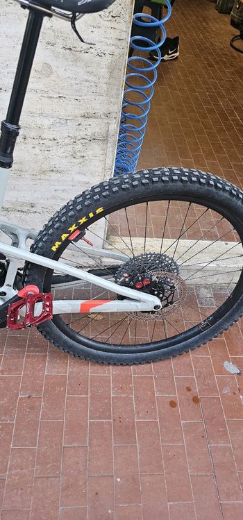 Used Mondraker Crafty SRAM XX SL Eagle AXS (T-Type) 2025 Mountainbike, White — image 13 of 16