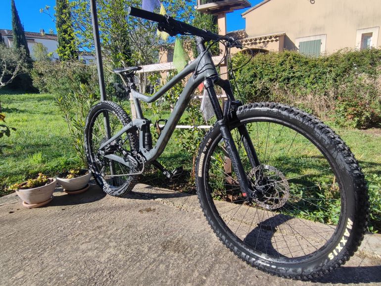 Used Scott Genius 950 2022 2022 Mountainbike — image 1 of 5