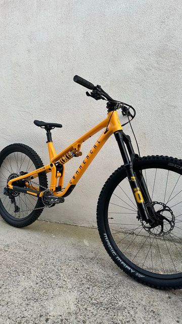 Brugt Commencal META V5 SRAM GX 2024 MTB