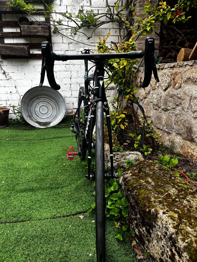 Used Pinarello F10 SRAM Force 2017 Road & Gravel — image 6 of 13