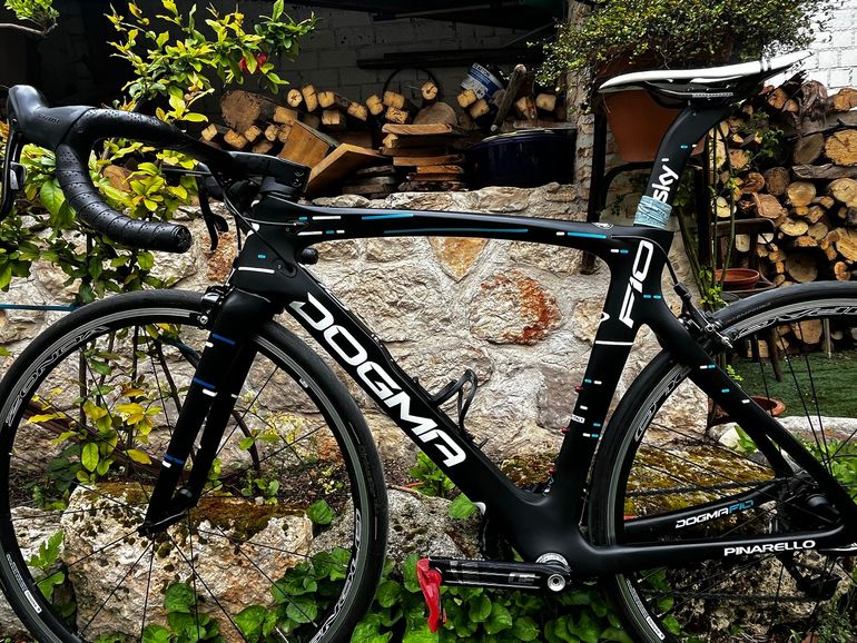 Used Pinarello F10 SRAM Force 2017 Road & Gravel — image 10 of 13