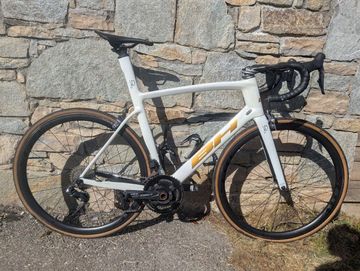 Used BH G7 Shimano Ultegra Di2 2019 Road & Gravel, White — image 3 of 7