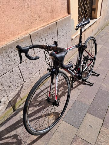 Used Trek Madone 3.1 2011 2011 Road & Gravel, Black — image 8 of 11