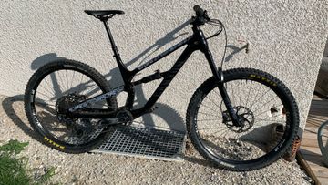 Canyon Spectral 29 CF 7 2021 2021 MTB usato