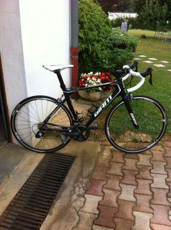 Used Giant Tcr Shimano Ultegra 2015 Road & Gravel, Black — image 1 of 3