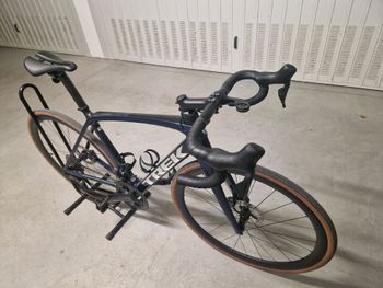 Used Trek Émonda SL 7 2023 2023 Road & Gravel, Blue — image 3 of 6