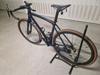 Used Trek Émonda SL 7 2023 2023 Road & Gravel, Blue — image 6 of 6