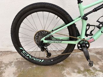 Used Specialized Epic Expert 2021 2021 Mountainbike — image 3 of 6