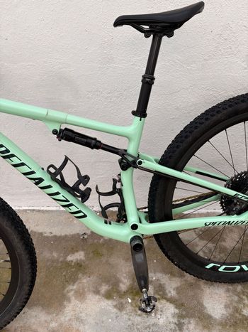 Used Specialized Epic Expert 2021 2021 Mountainbike — image 4 of 6