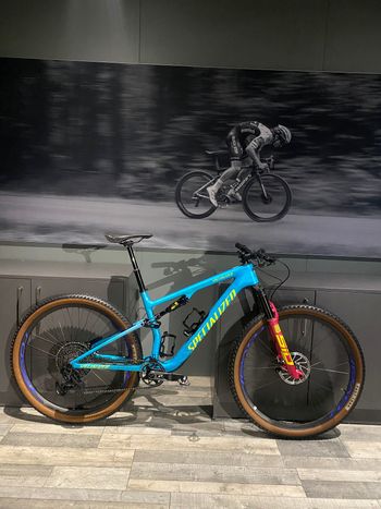 Specialized, Epic 8 Pro 2025