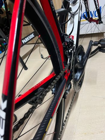 Used Trek Madone Shimano 105 2015 Road & Gravel, Red — image 8 of 11