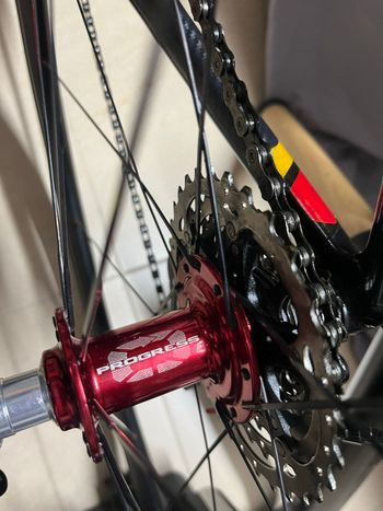 Used Trek Madone Shimano 105 2015 Road & Gravel, Red — image 9 of 11