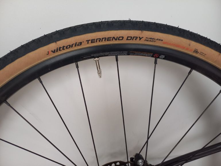 Used Cannondale Topstone Carbon 3 2023 2023 Road & Gravel, Black — image 4 of 5