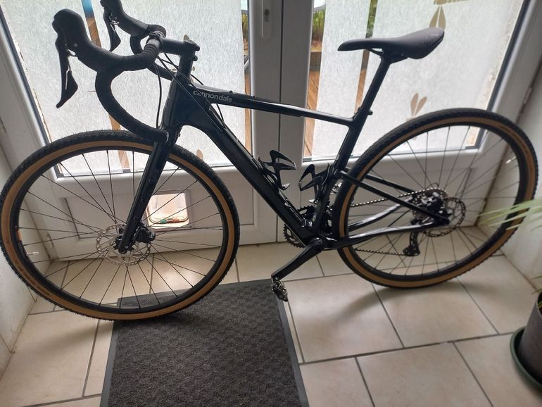 Used Cannondale Topstone Carbon 3 2023 2023 Road & Gravel, Black — image 2 of 5