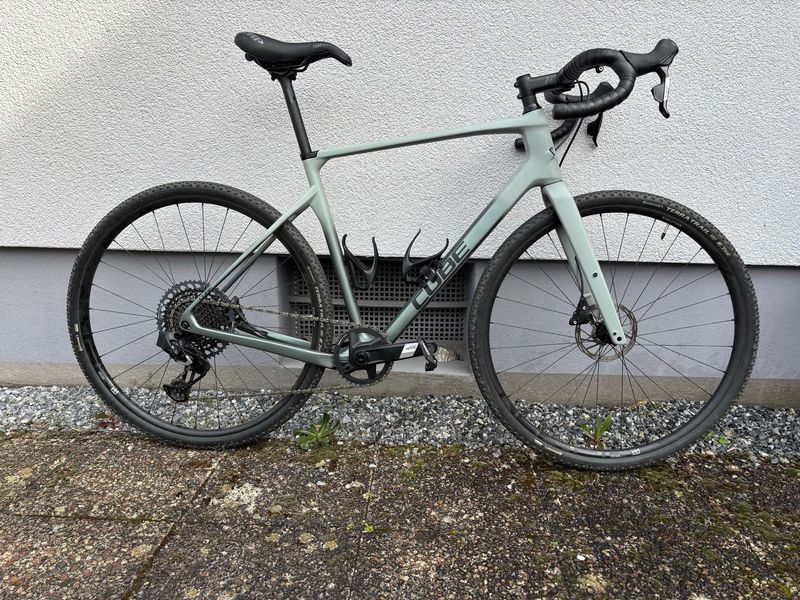 CUBE Nuroad Sram Apex Etap AXS 2024 Road & Gravel d'occasion