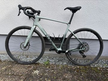 CUBE Nuroad Sram Apex Etap AXS 2024 Road & Gravel usato, Verde — immagine 2 di 7