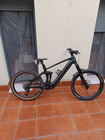 Tweedehands CUBE Stereo hybrid Shimano Deore 2023 MTB
