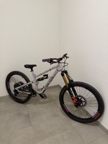 Brugt Canyon Torque Park AL 6 2024 2024 Mountainbike — billede 2 af 11