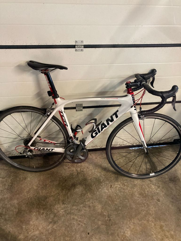 Used Giant TCR Advanced 1 2013 2013 Road & Gravel, White — image 1 of 3