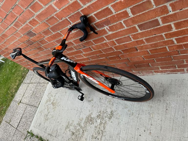 Used KTM Revelator SRAM Red eTap AXS 2023 Road & Gravel, Black — image 1 of 8