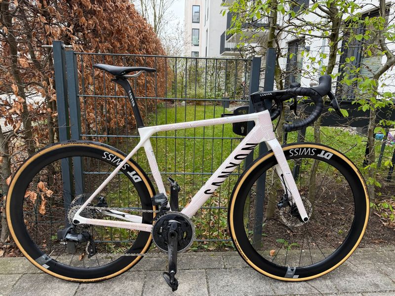 Used Canyon Ultimate SRAM Force eTap AXS 2021 Road & Gravel
