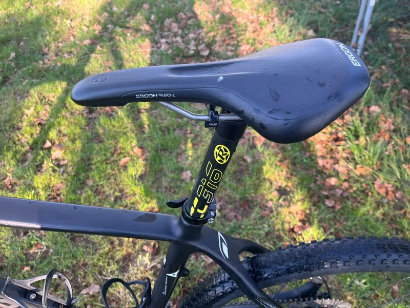 Used Nakita Custom Shimano Deore XT 2018 Mountainbike, Black, 27.5 (650B) — image 4 of 11
