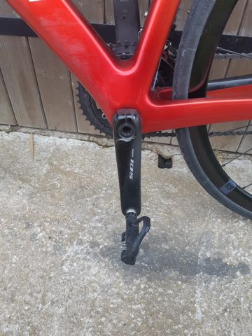 Used Adris Dreamline 2022 Road & Gravel, Red — image 9 of 14