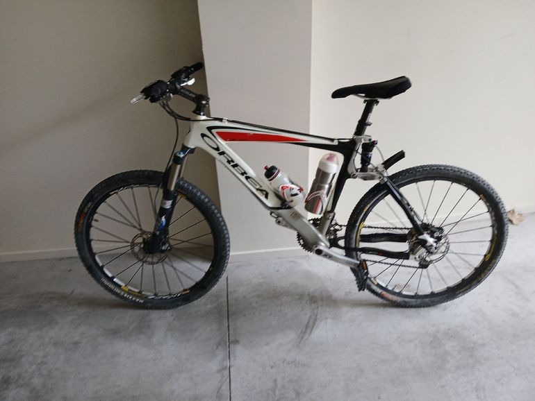 Used Orbea Oiz Other Shimano 2021 Mountainbike, White — image 2 of 6
